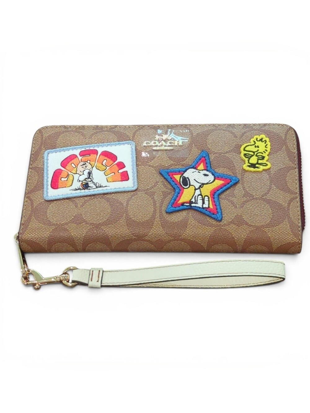 NWOT Coach x Peanuts Long Wallet In Signature Canvas W/ Varsity Patches.